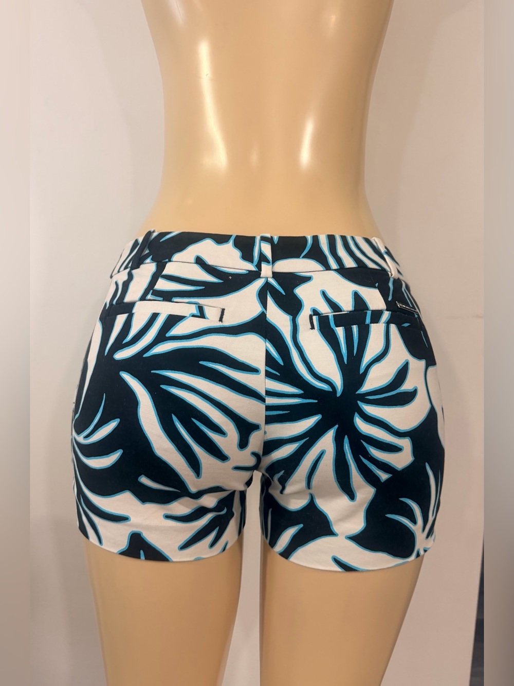 Michael Kors White & Teal Floral Shorts Y2K